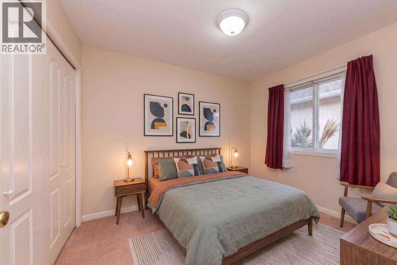 #3 723 Singh Street - 20