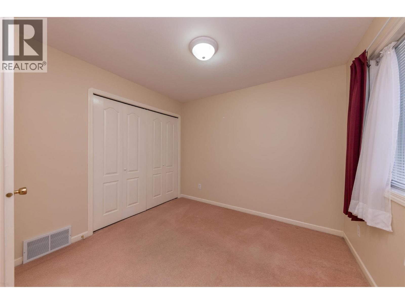 #3 723 Singh Street - 22