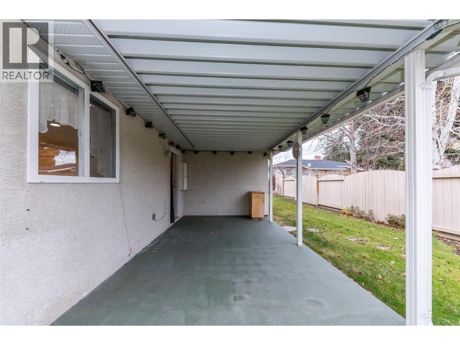 #3 723 Singh Street - 30