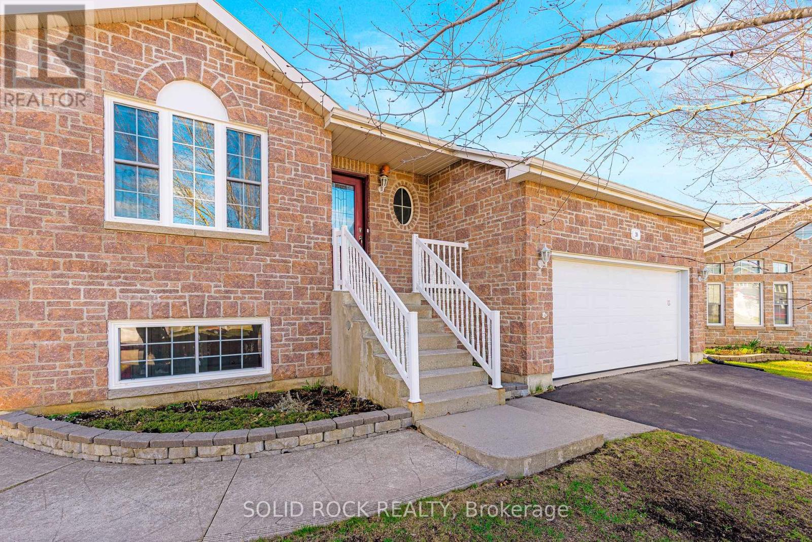 26 REGENCY PLACE - 1