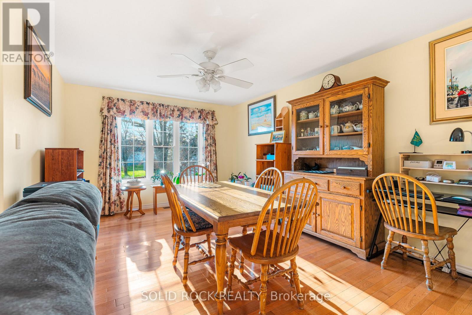 26 REGENCY PLACE - 19