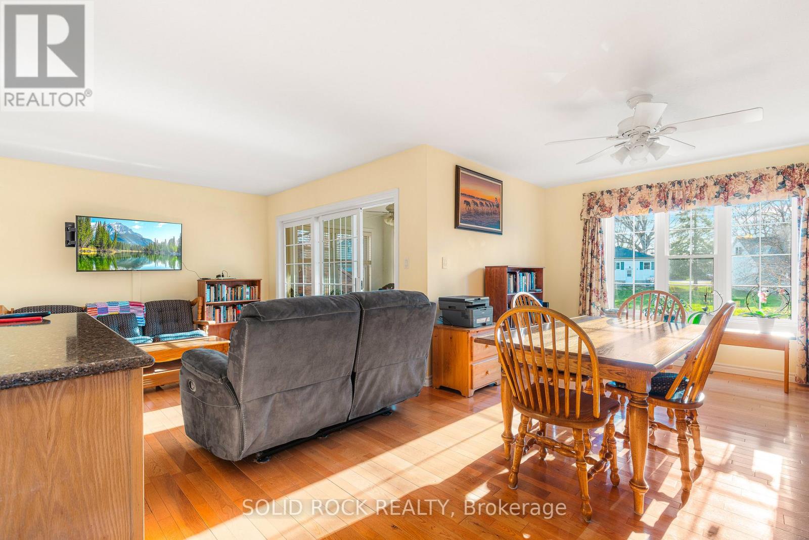 26 REGENCY PLACE - 20