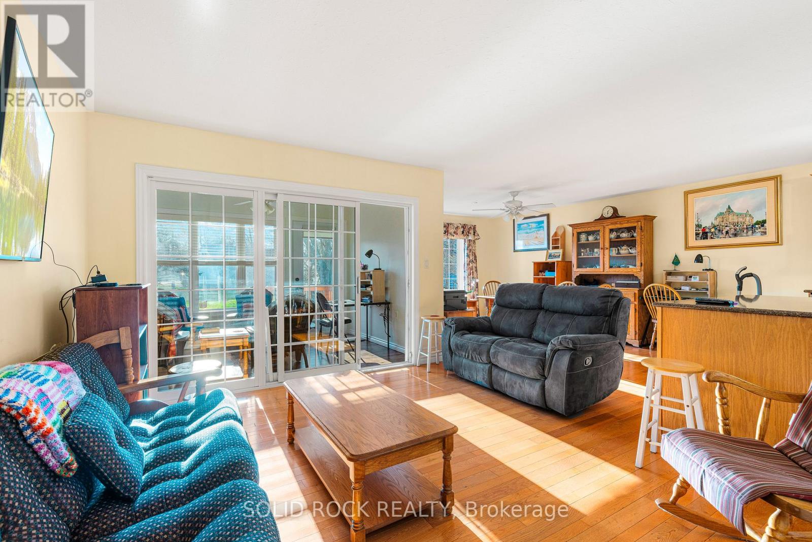 26 REGENCY PLACE - 21