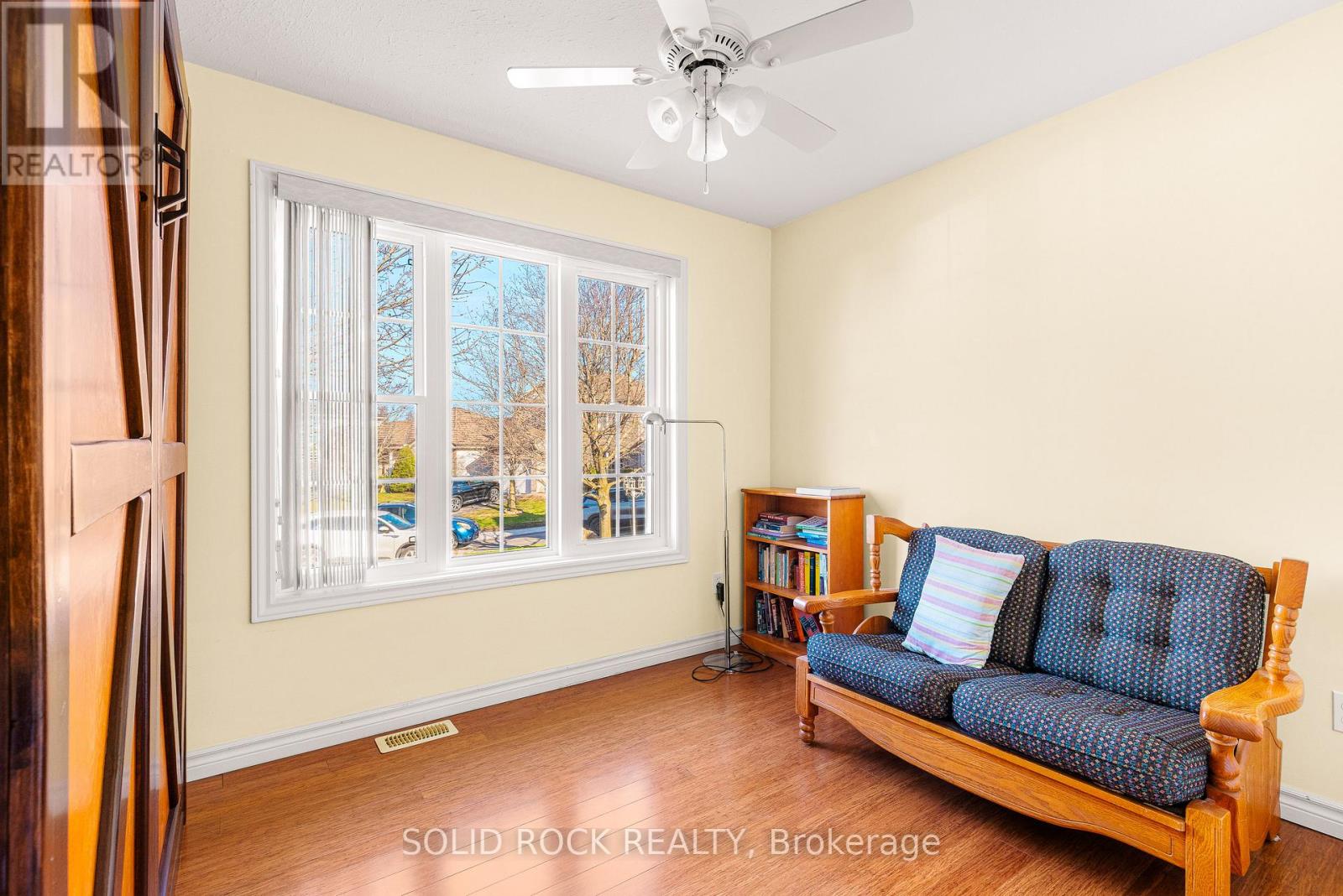 26 REGENCY PLACE - 25