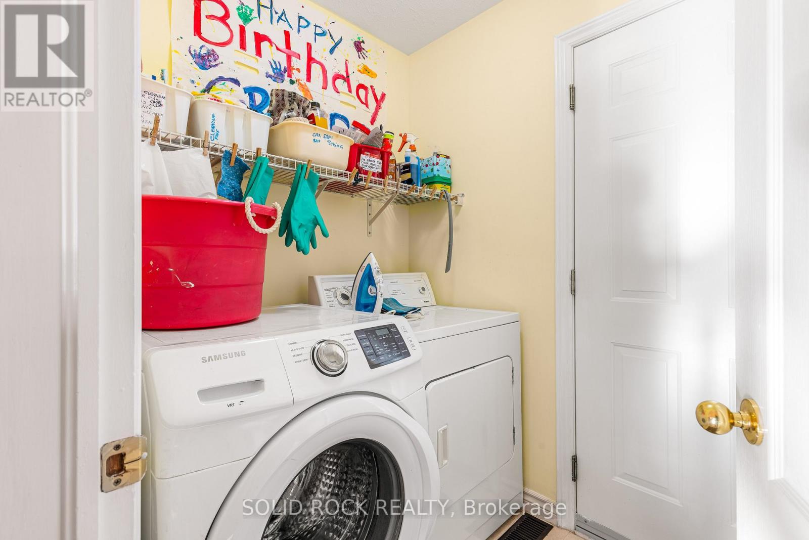 26 REGENCY PLACE - 27