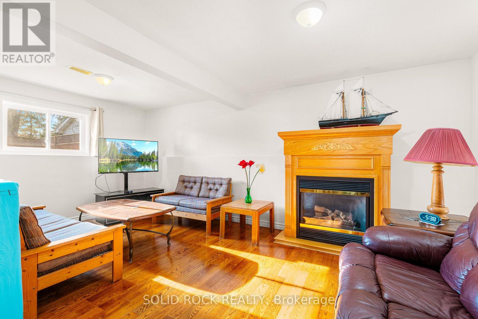 26 REGENCY PLACE - 30