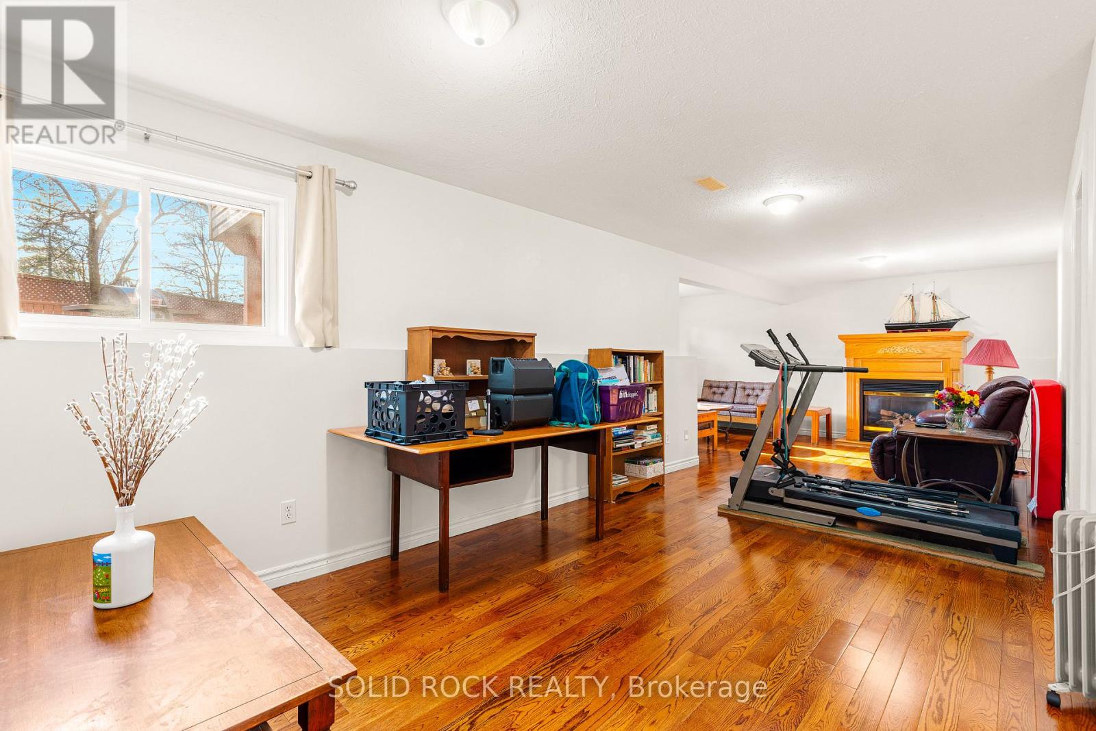 26 REGENCY PLACE - 31