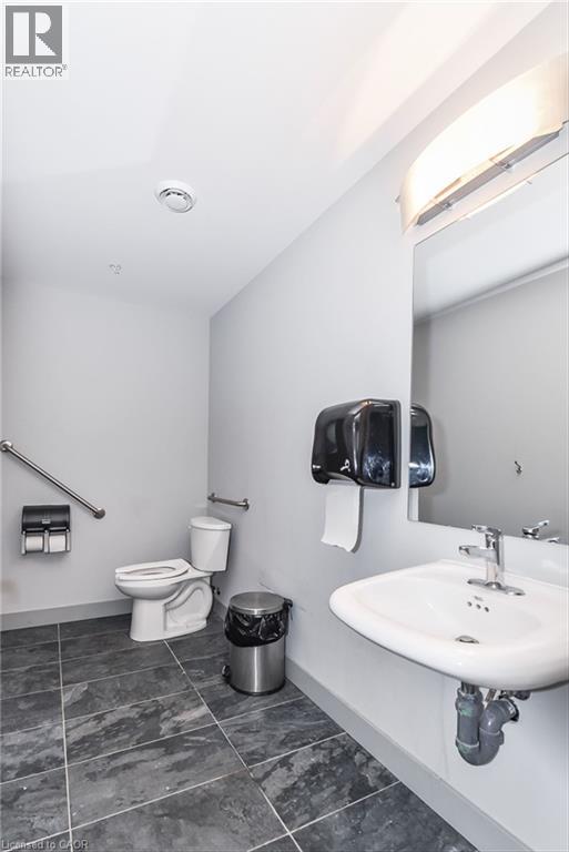 1 VICTORIA Street S Unit# 1006, Kitchener, Ontario, N2G1G1 — Photo 31