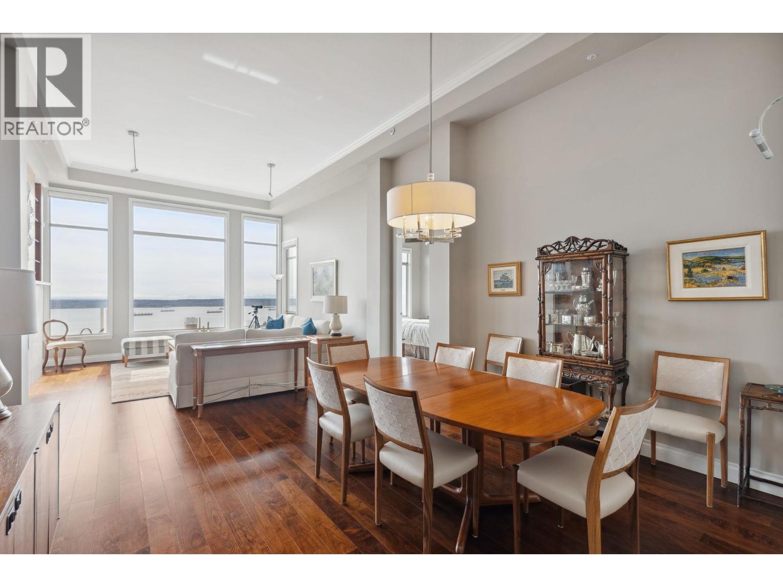 2416 CARR LANE, West Vancouver