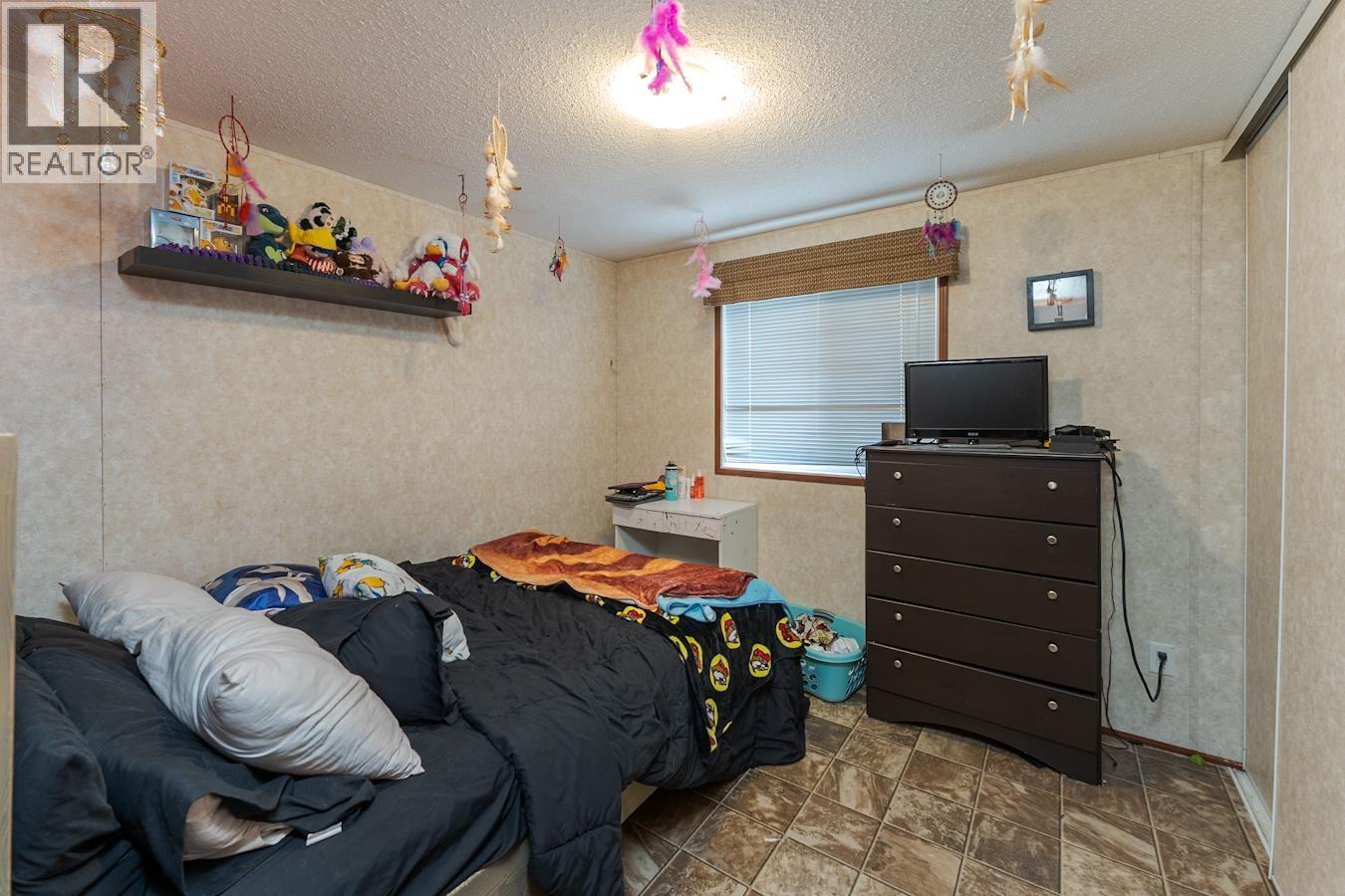 Photo 8 of 18 — 7235 TAFT DRIVE · Prince George, BC