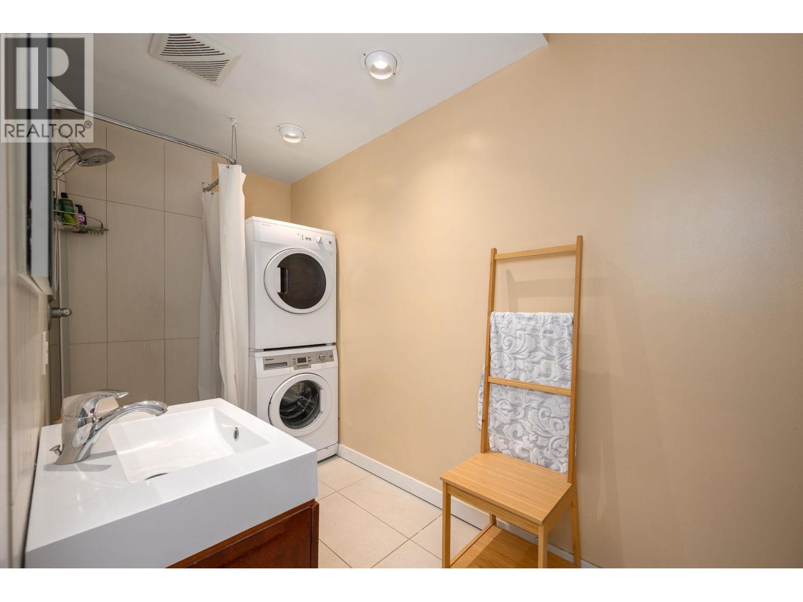 2 Bed, 3 Bath House for Sale in Burnaby – 1506 6689 WILLINGDON AVENUE, Burnaby - Image 21