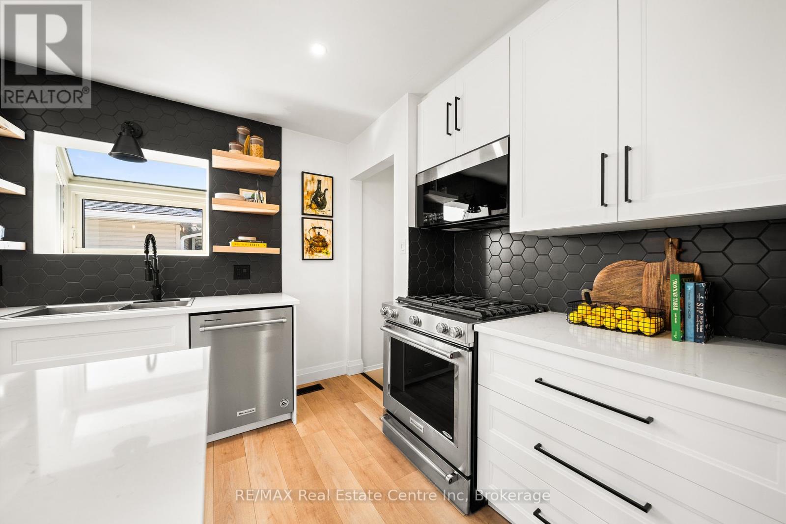 51 MUSKOKA DRIVE — photo 9