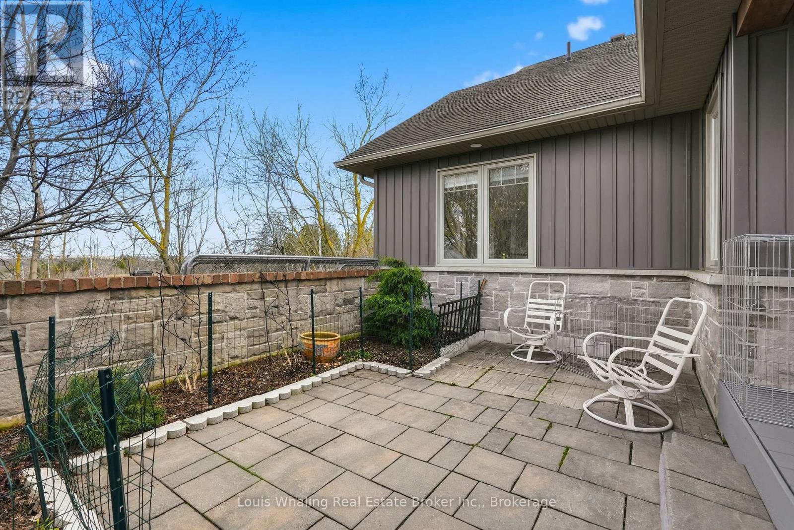 323099 DURHAM ROAD E — photo 37