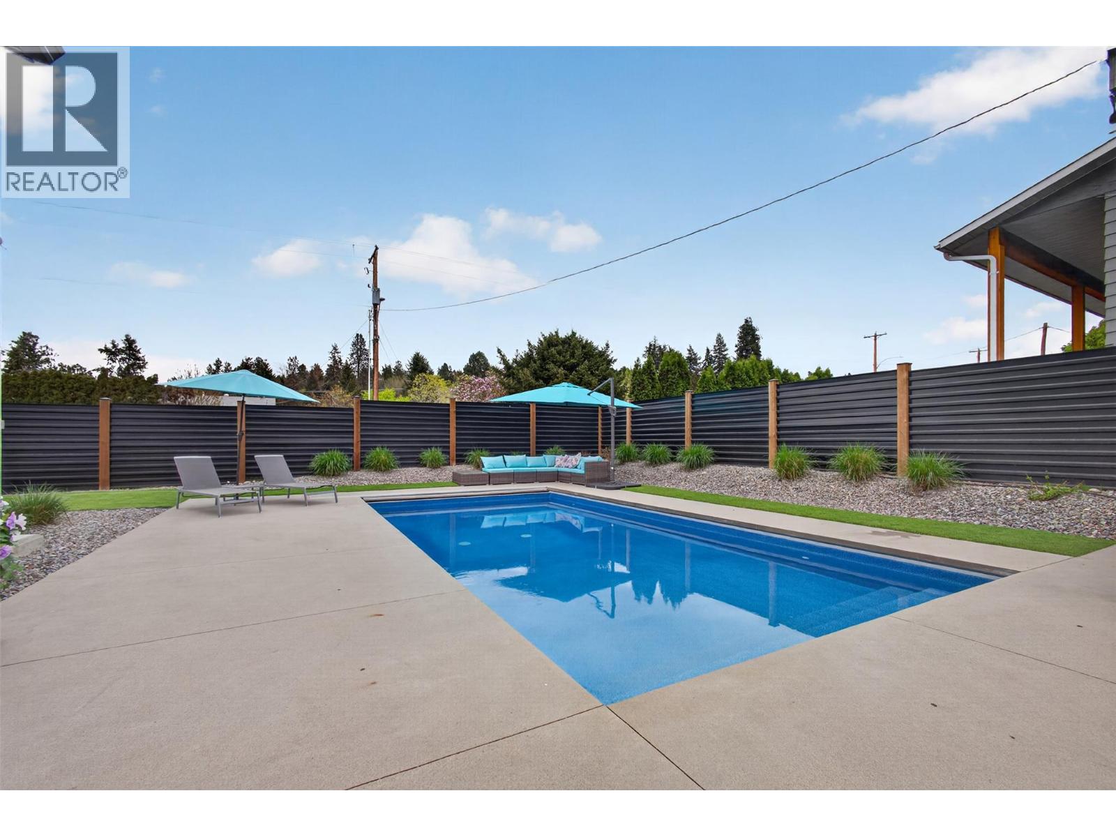  697 Balsam Road, Kelowna