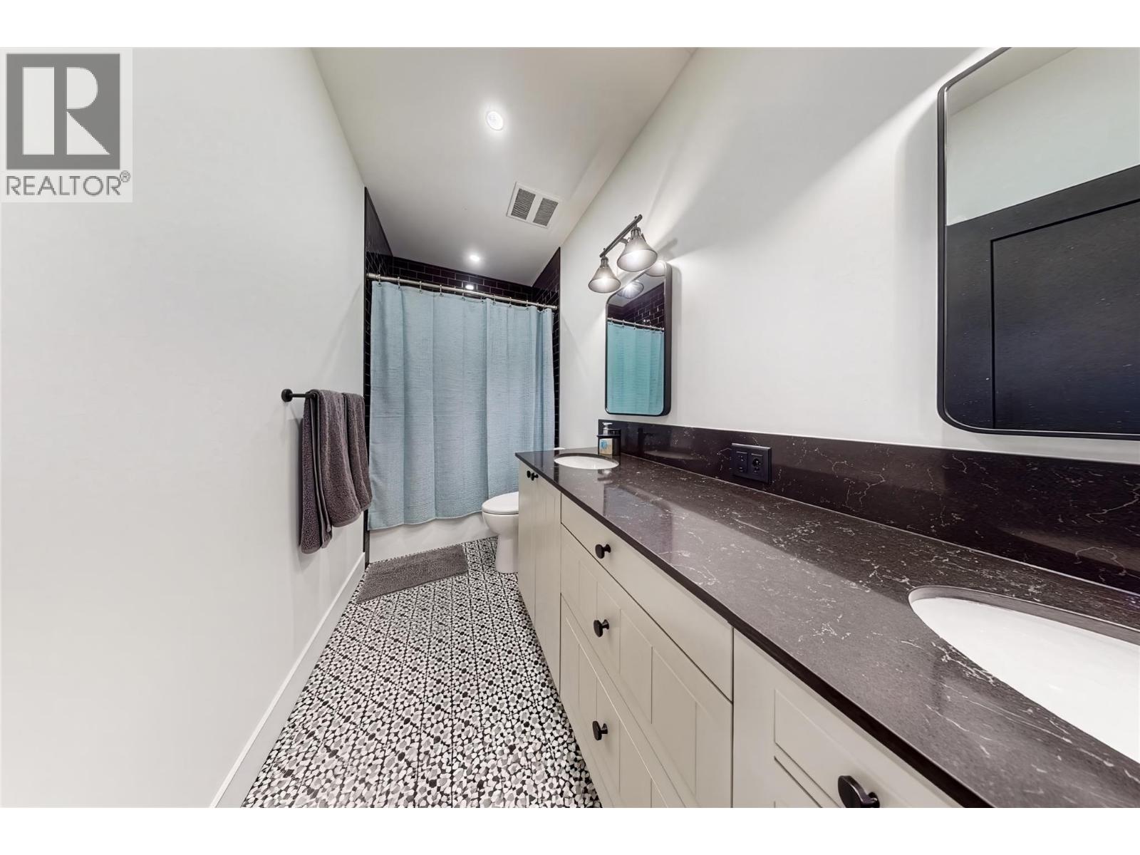  697 Balsam Road, Kelowna