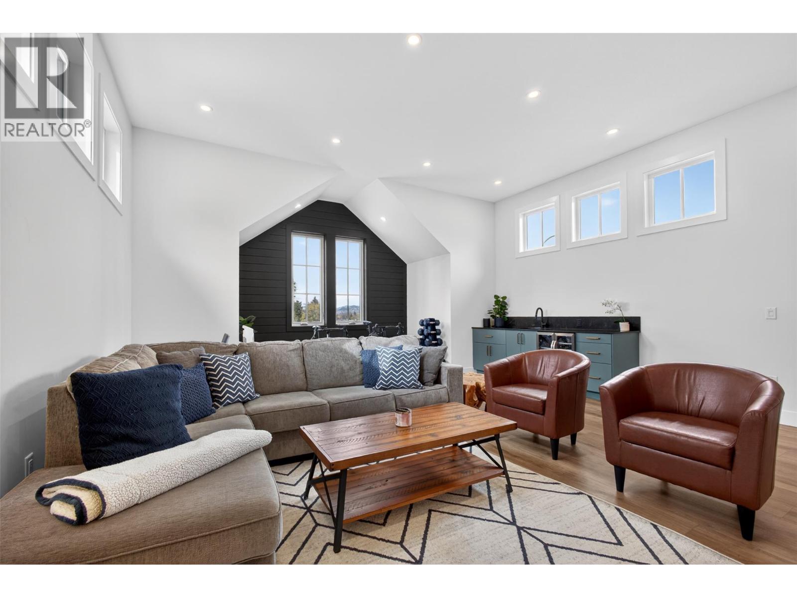  697 Balsam Road, Kelowna