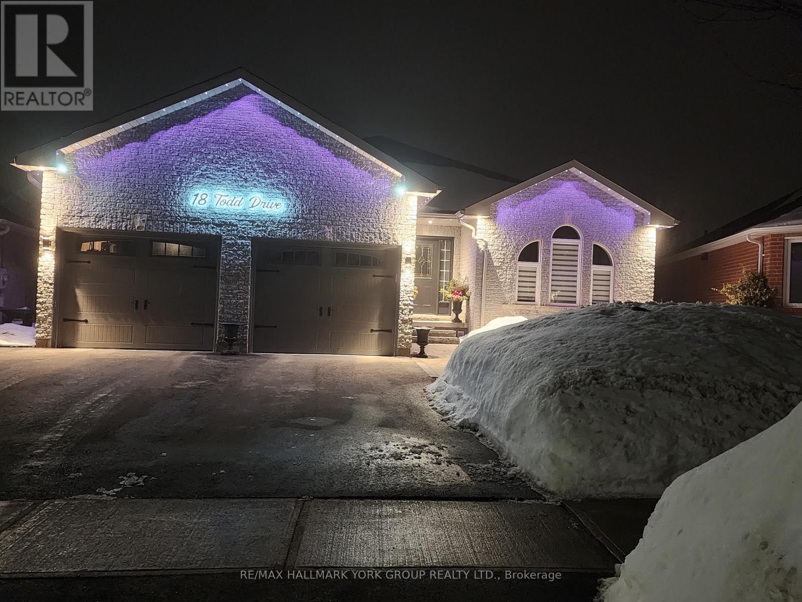 18 TODD DRIVE - 42