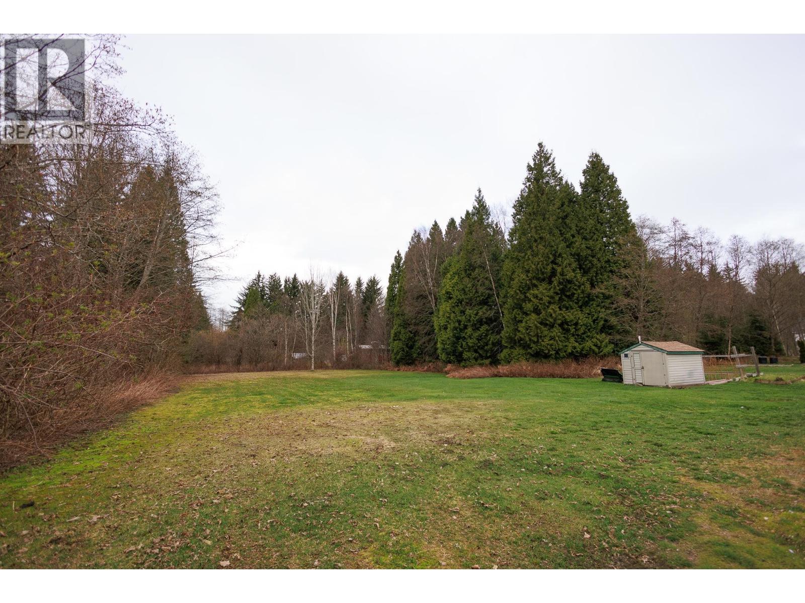 #6 2609 BRAUN STREET - 24