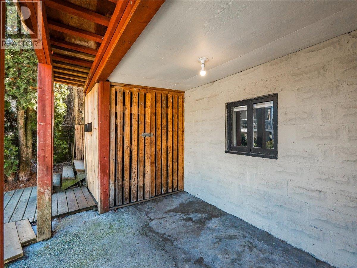 530 Turner Street - 46