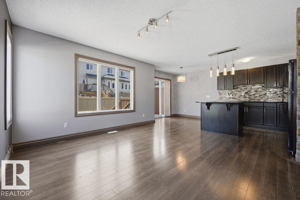 #21 2005 70 ST SW, Edmonton