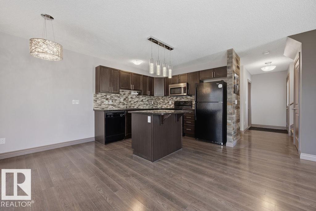 #21 2005 70 ST SW, Edmonton