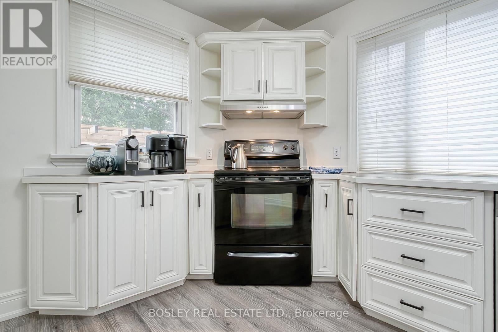 23 FARNSWORTH DRIVE - 19
