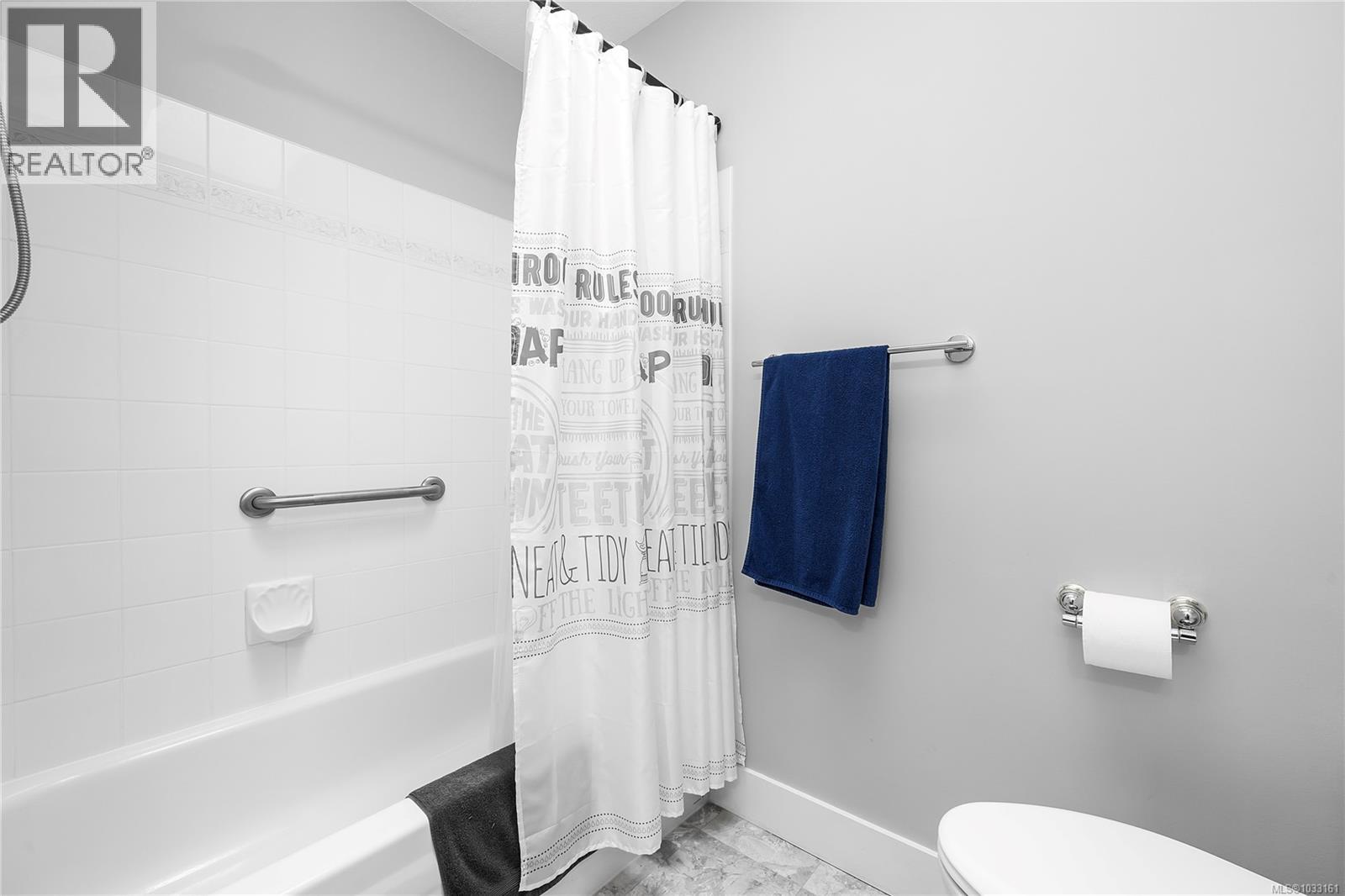 107 Acacia St S - 30