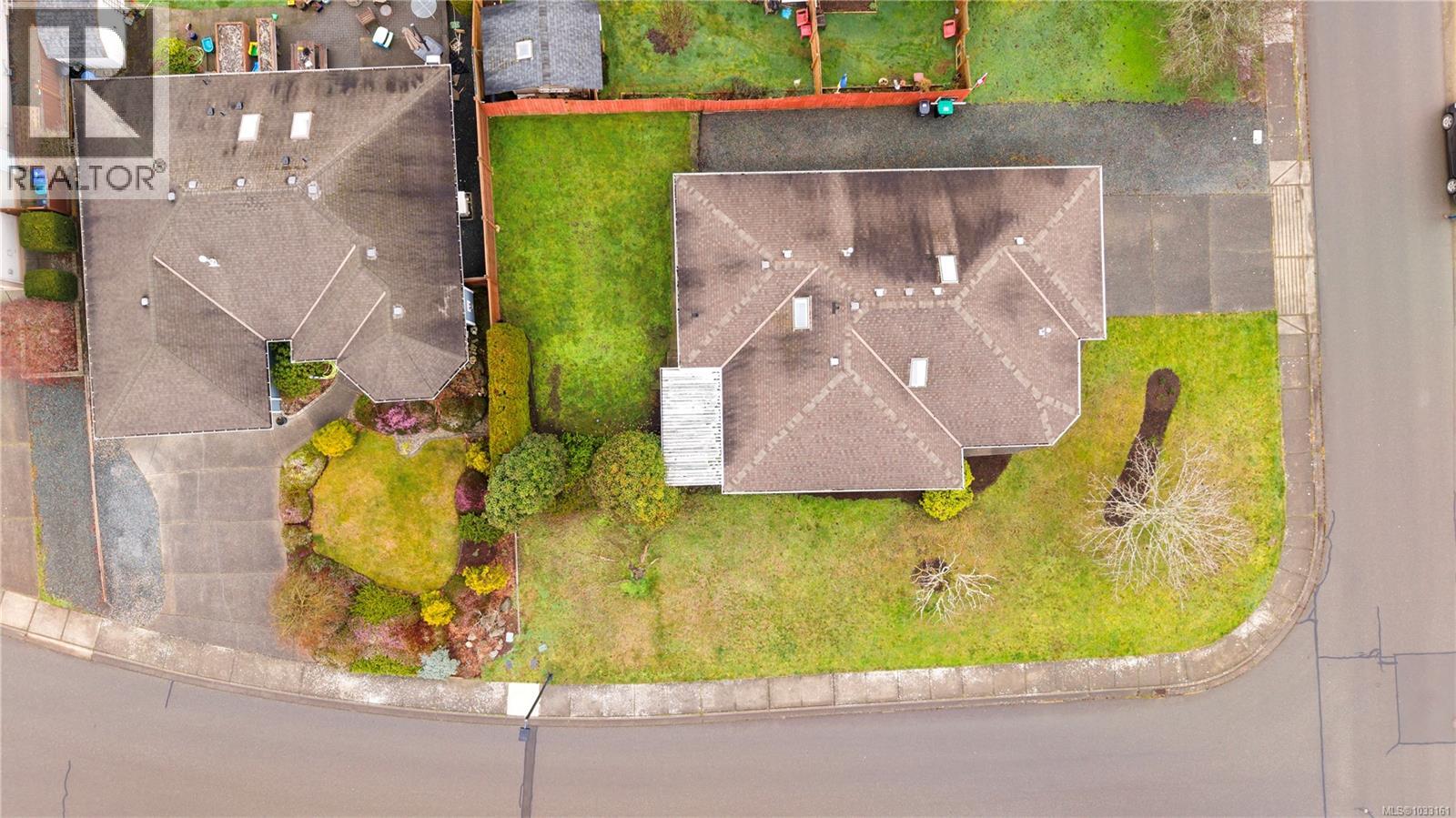 107 Acacia St S - 53