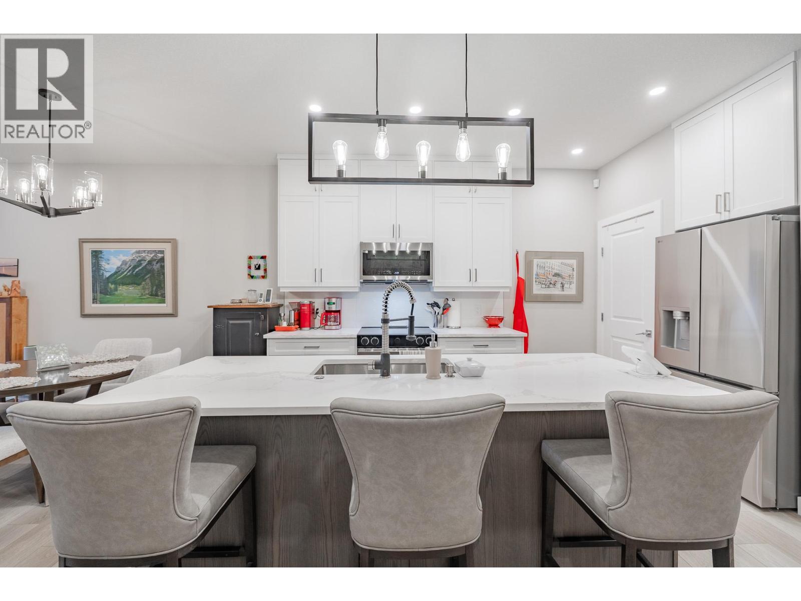 4820 Ridge Road Unit# 2, Radium Hot Springs