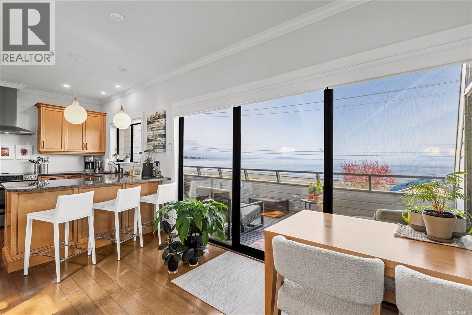 #2 2734 ISLAND HWY W - Image 3