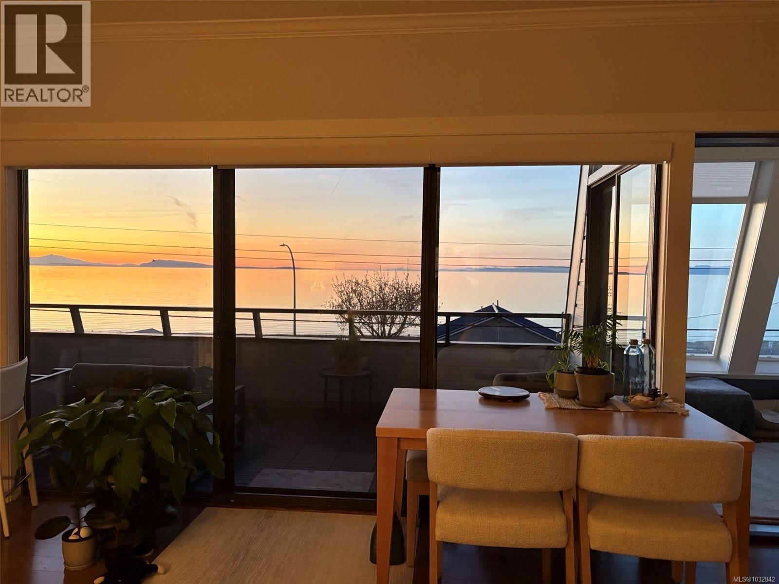 #2 2734 ISLAND HWY W - Image 2