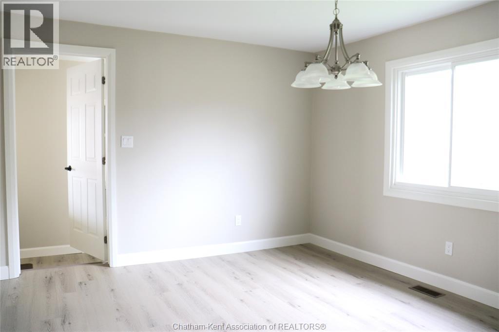 190 Catherine STREET - 6