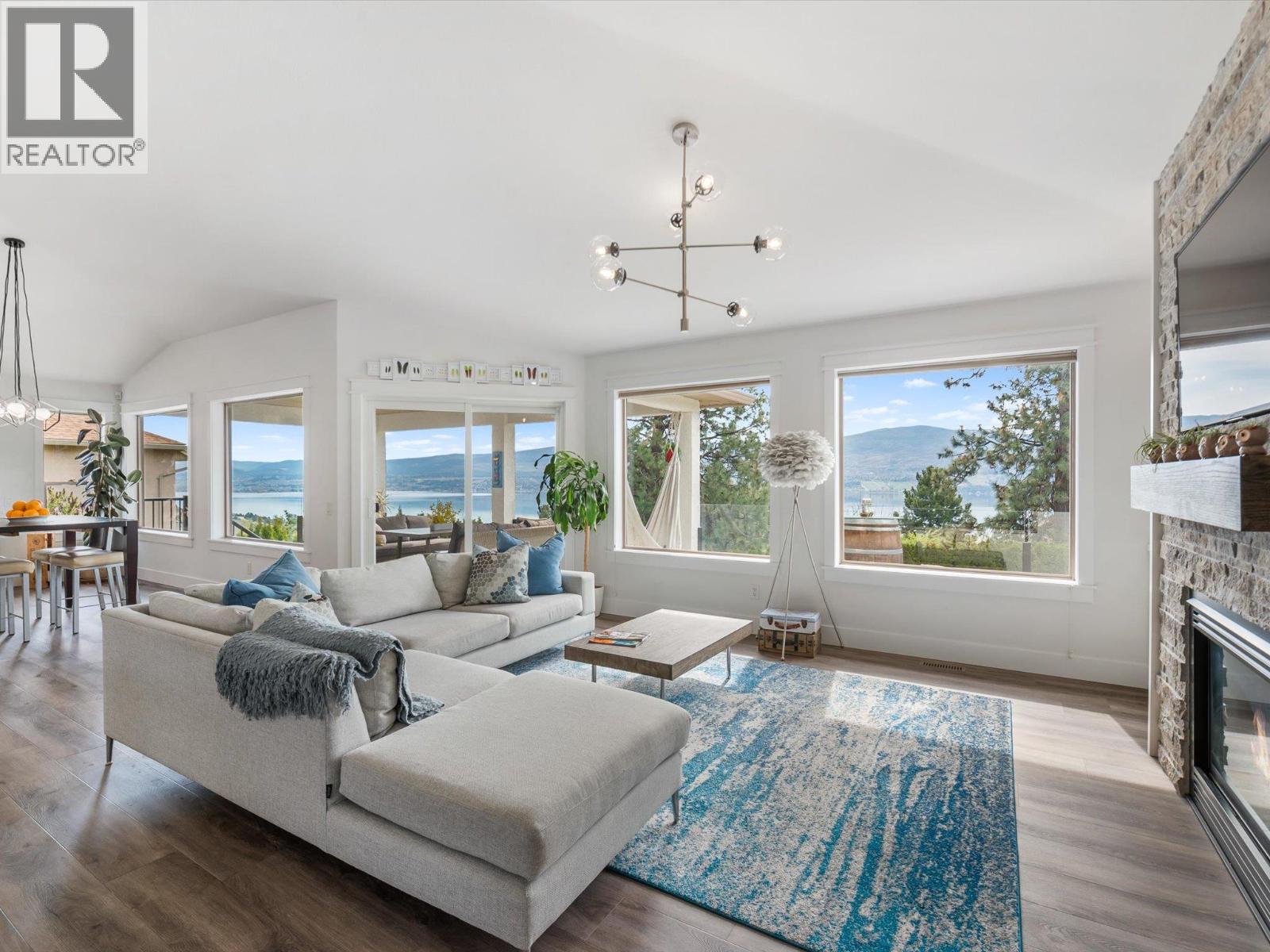  1653 Braeburn Court, West Kelowna