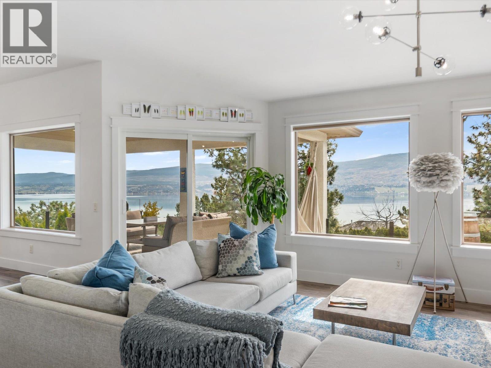  1653 Braeburn Court, West Kelowna