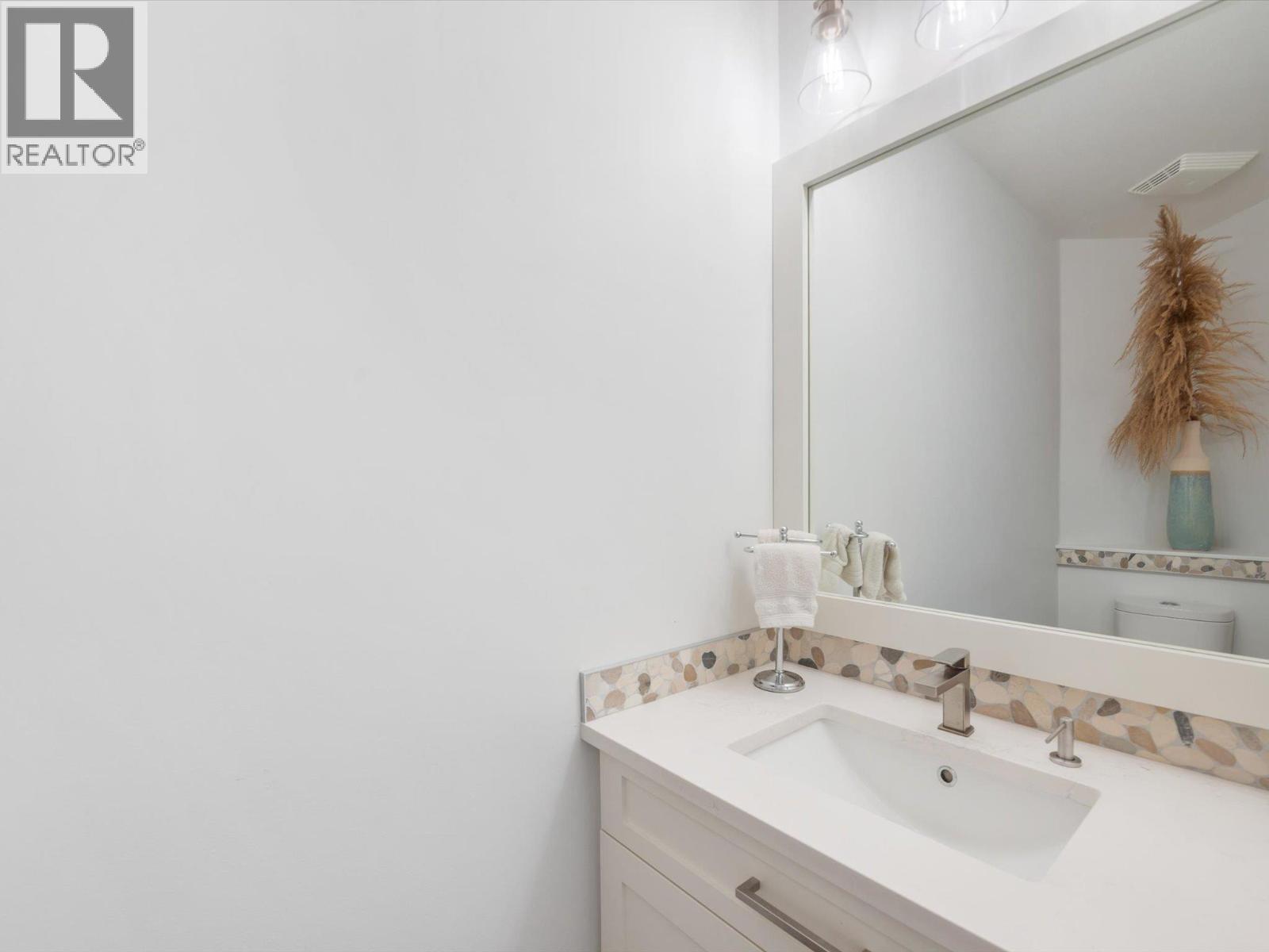  1653 Braeburn Court, West Kelowna