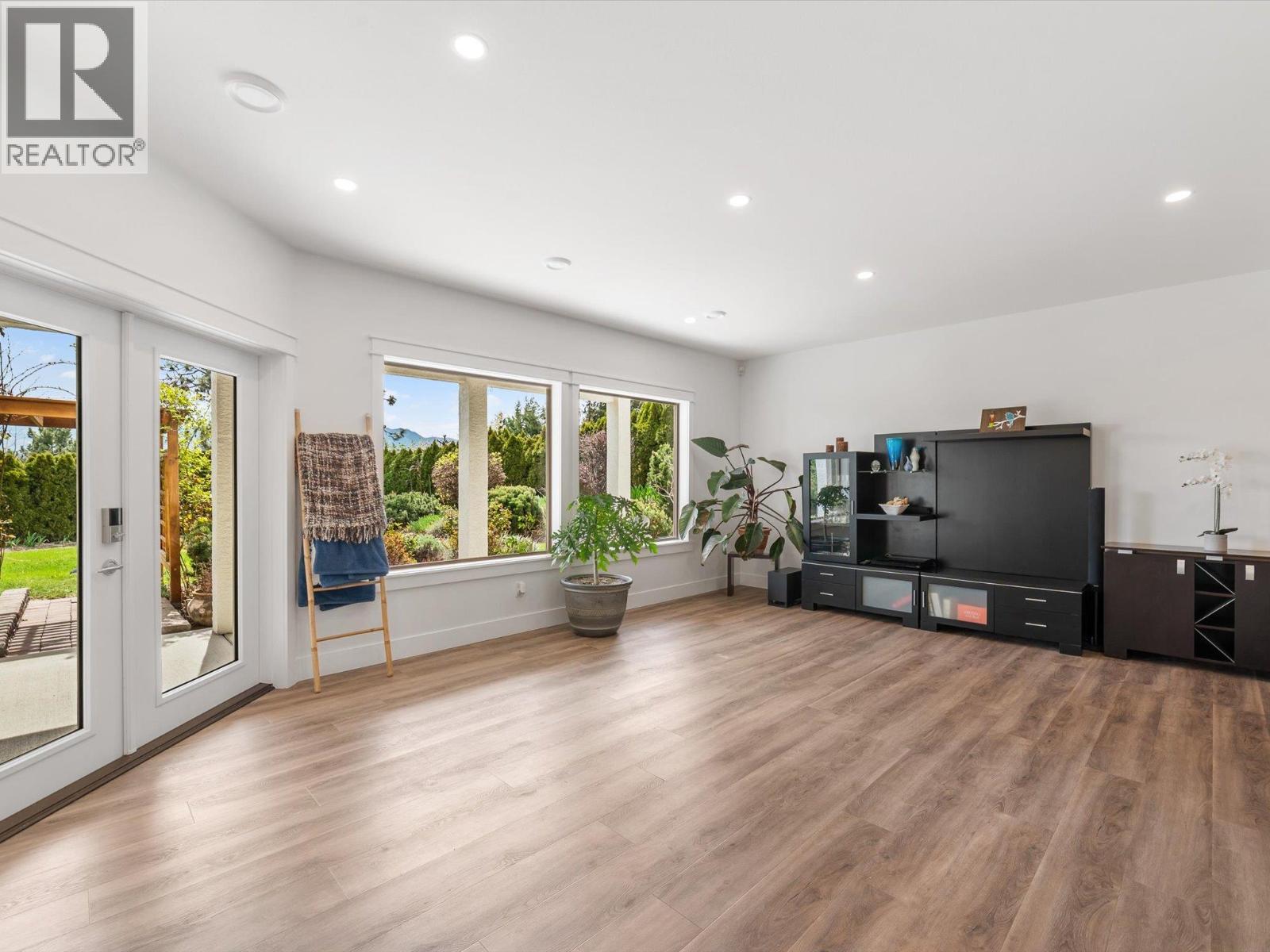  1653 Braeburn Court, West Kelowna