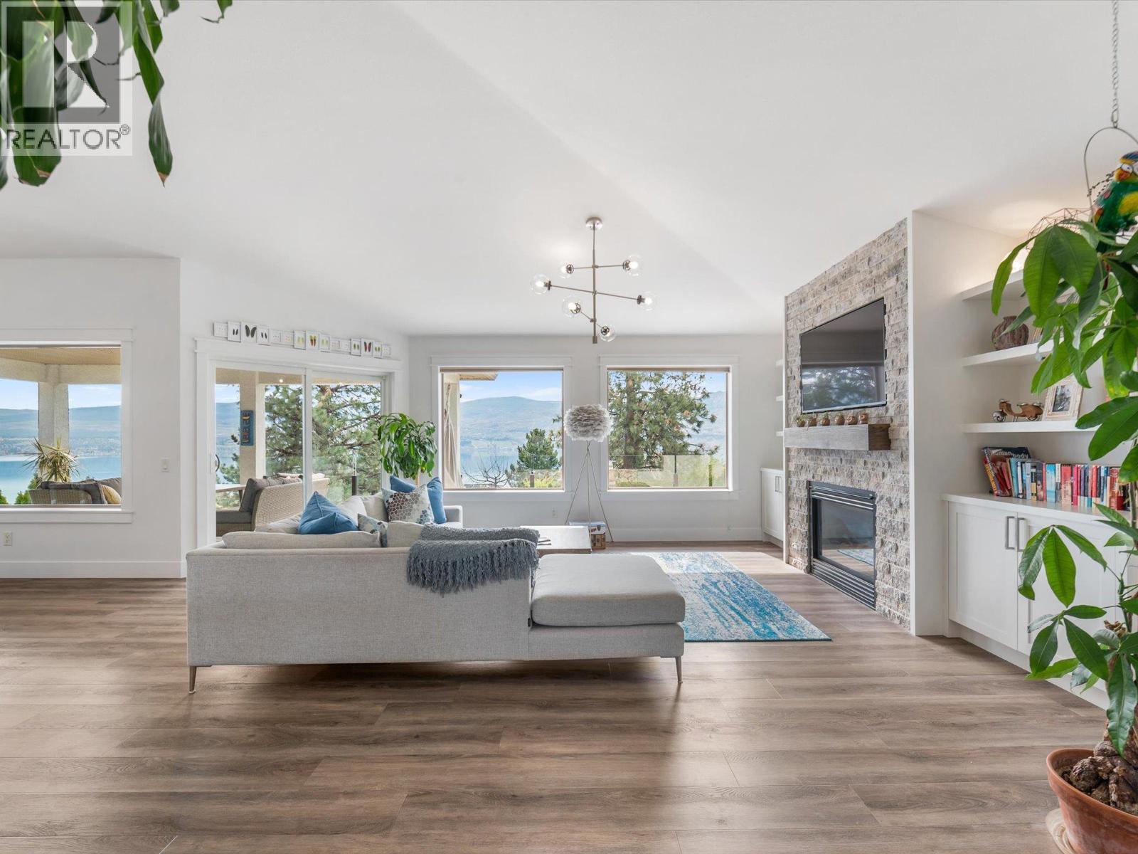  1653 Braeburn Court, West Kelowna