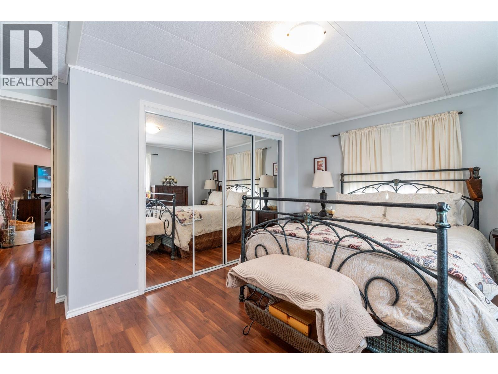 #16 1361 30 Street SE - 19