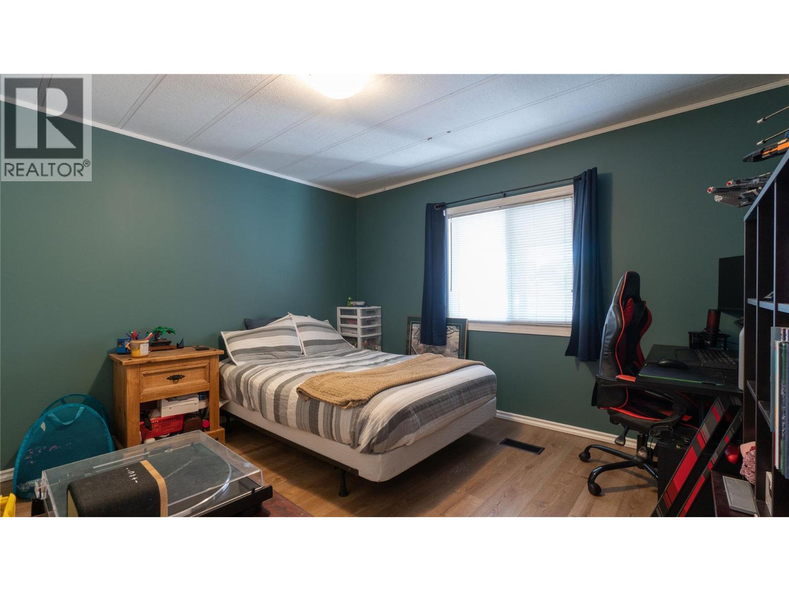 #16 1361 30 Street SE - 26