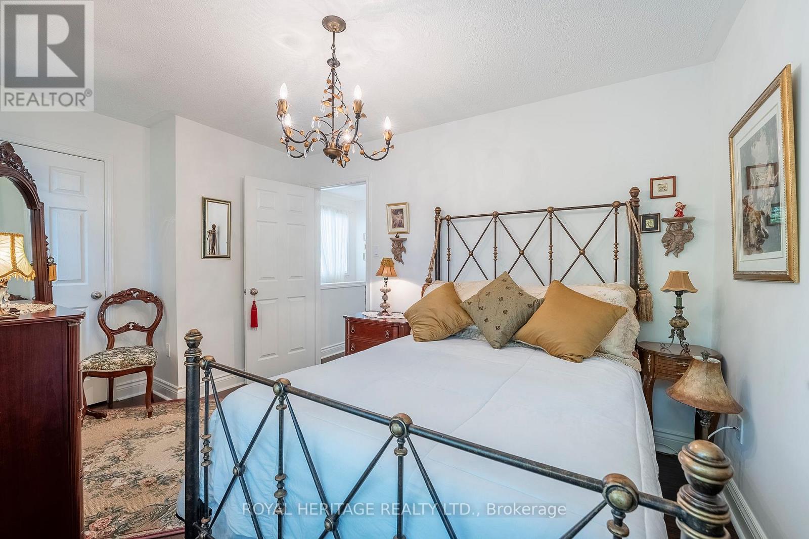 2158 BIRCHLEAF LANE - 12