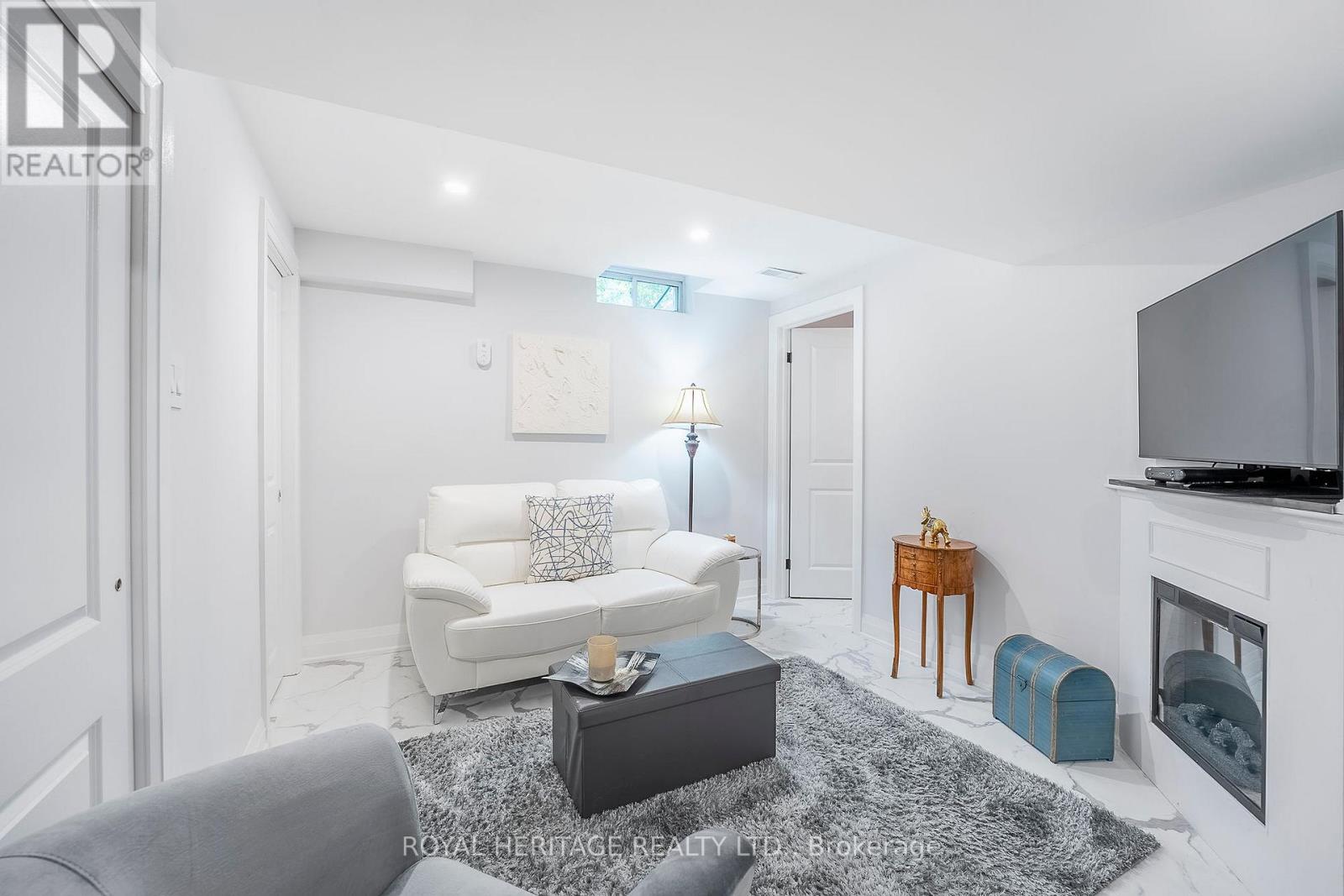 2158 BIRCHLEAF LANE - 15