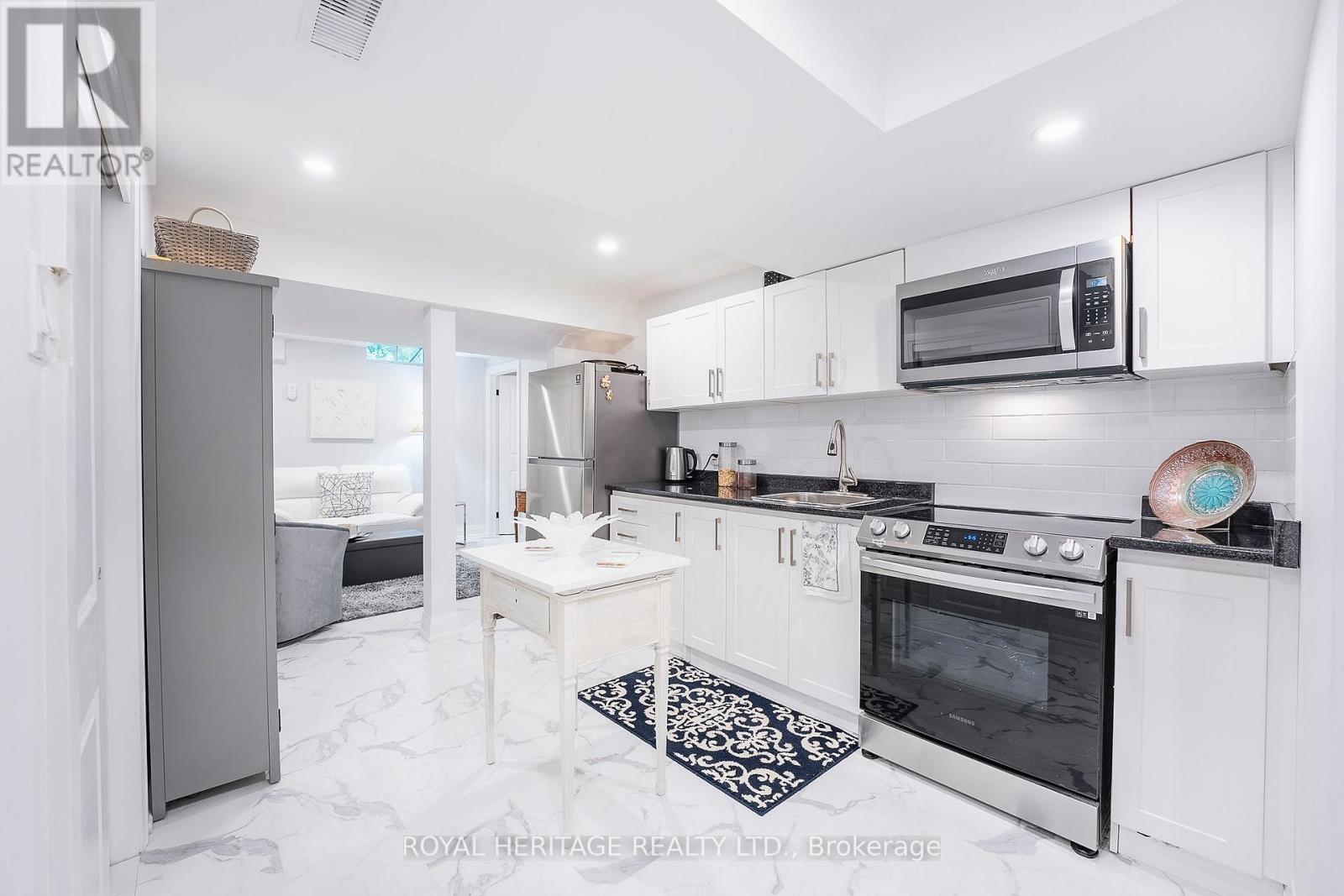 2158 BIRCHLEAF LANE - 16