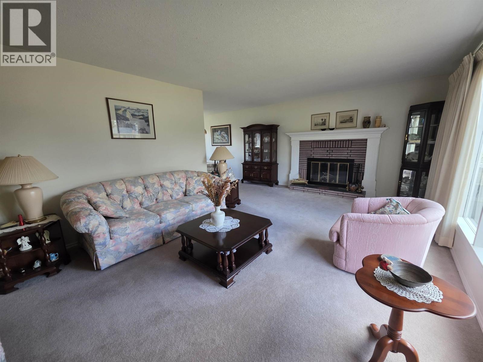 4815 DAVIS AVENUE - 2