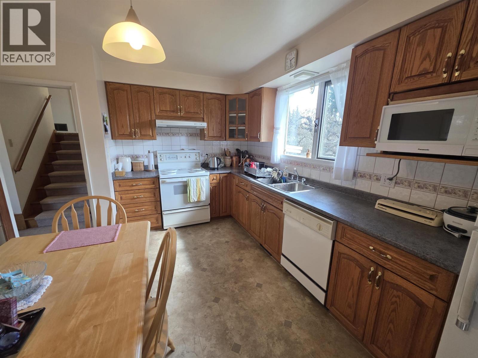 4815 DAVIS AVENUE - 8