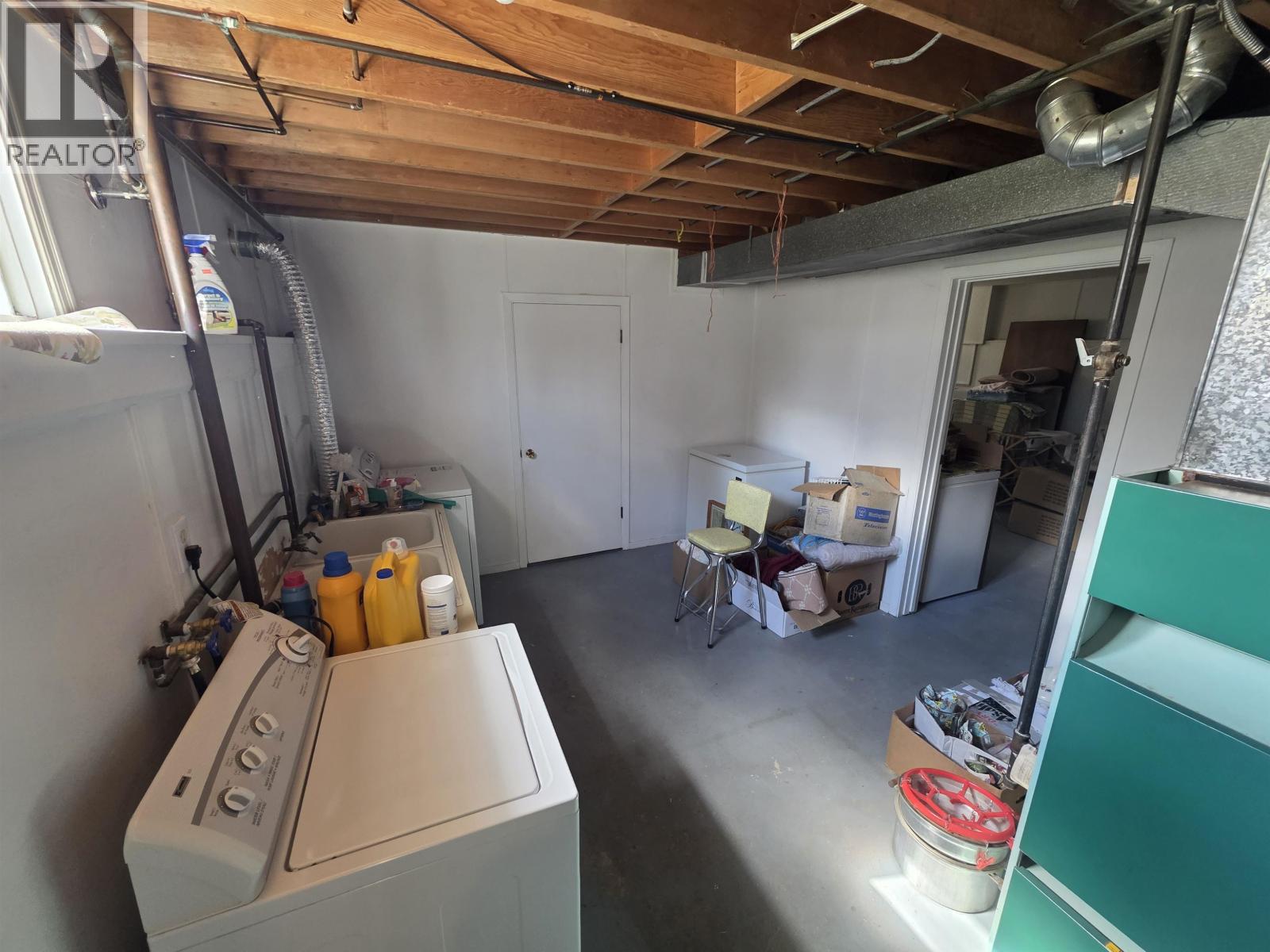 4815 DAVIS AVENUE - 27