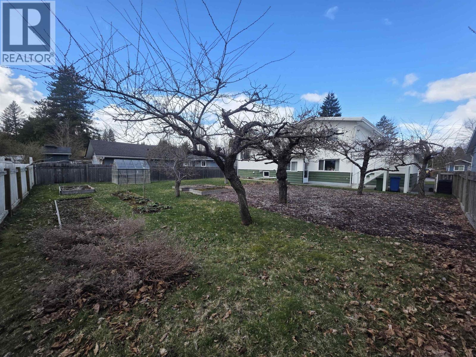 4815 DAVIS AVENUE - 33