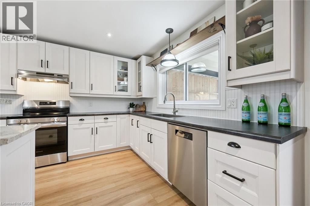 65 SCHWEITZER Street — photo 10