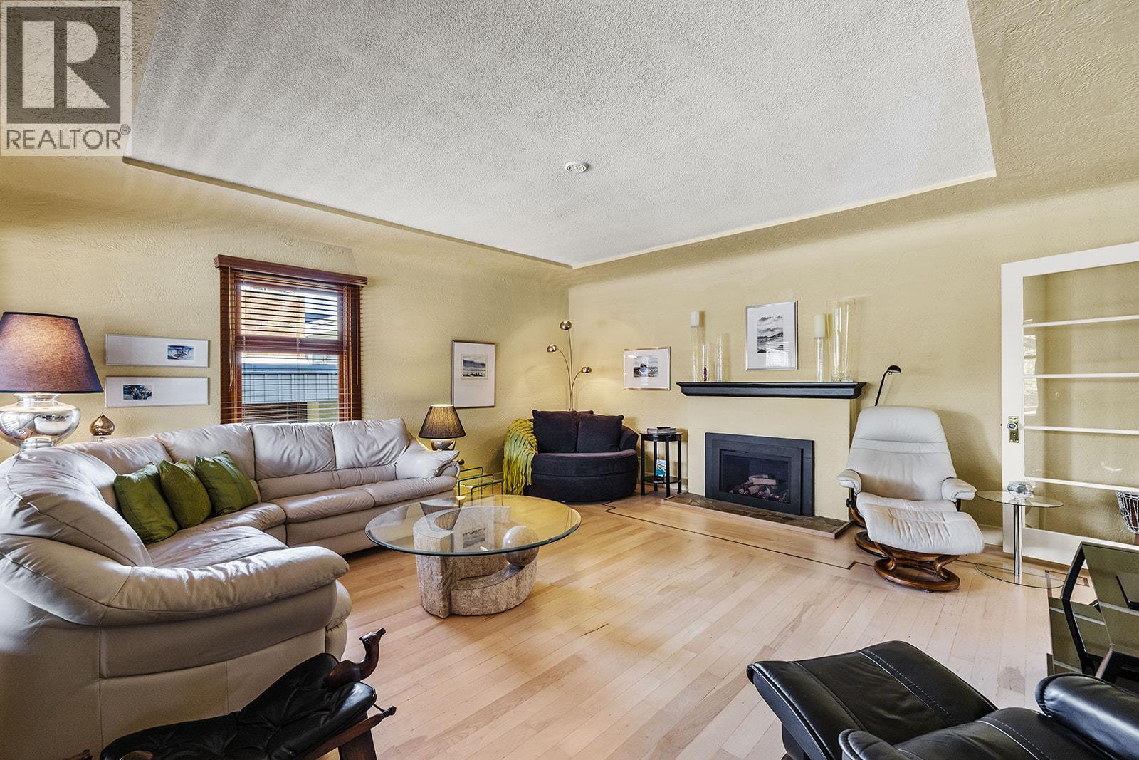 354 Burne Avenue, Kelowna