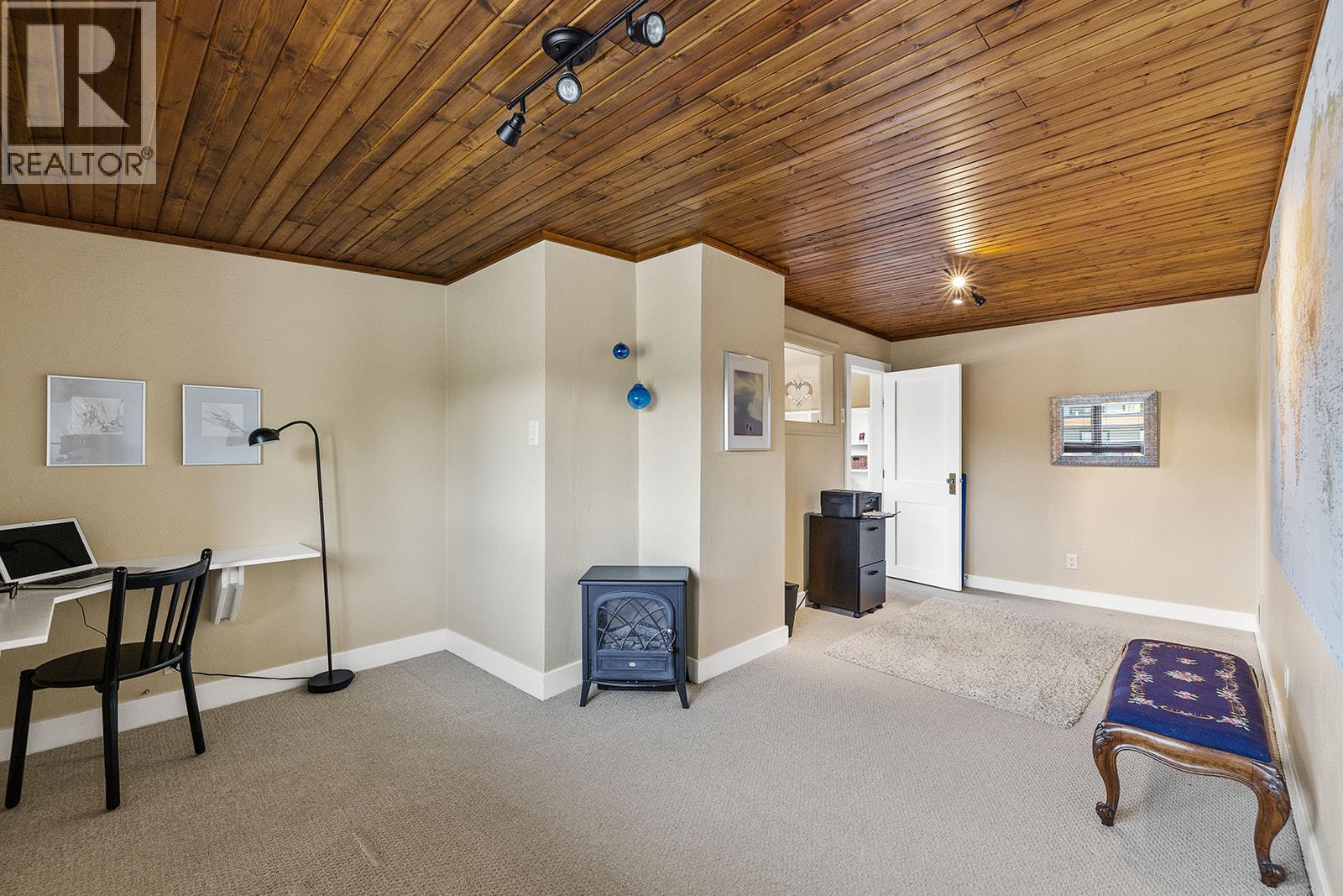 354 Burne Avenue, Kelowna