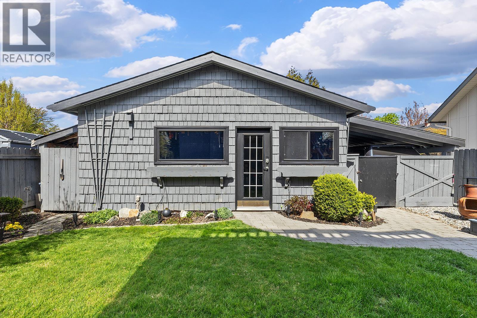 354 Burne Avenue, Kelowna